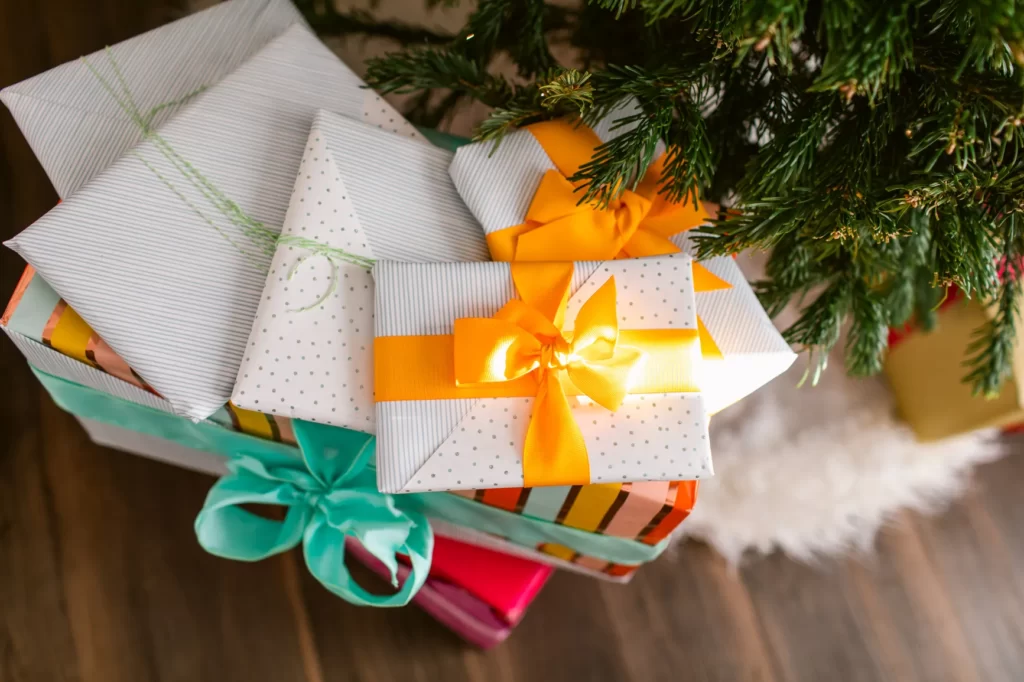 33 Stylish Christmas Gift Wrapping Ideas