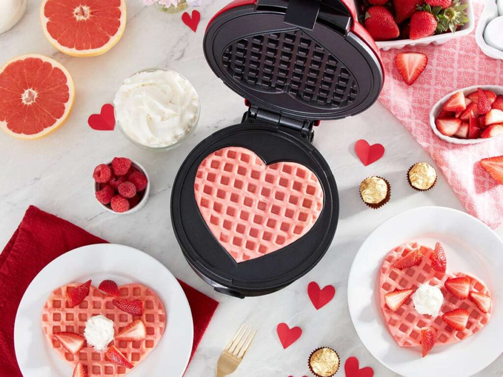 Dash Heart Mini Waffle Maker