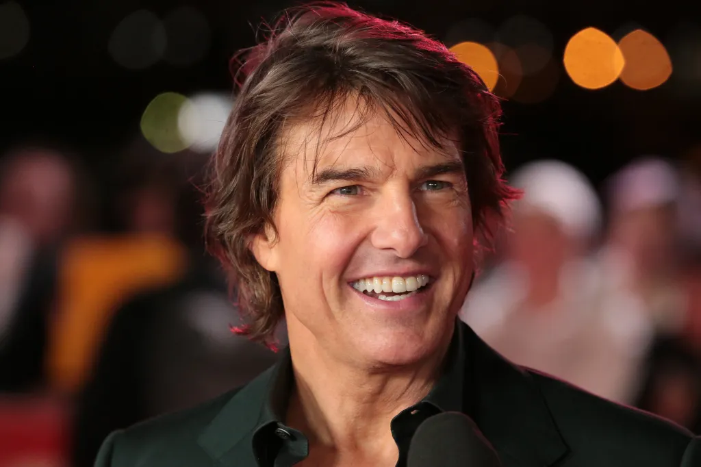 Tom Cruise Biography, Movies, Height, Age, Net Worth & Facts